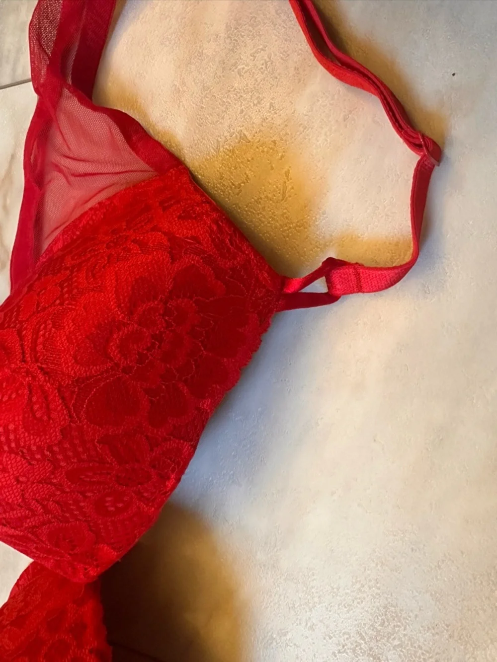 Red Lace Push-Up Bra - Women Victoria Secret